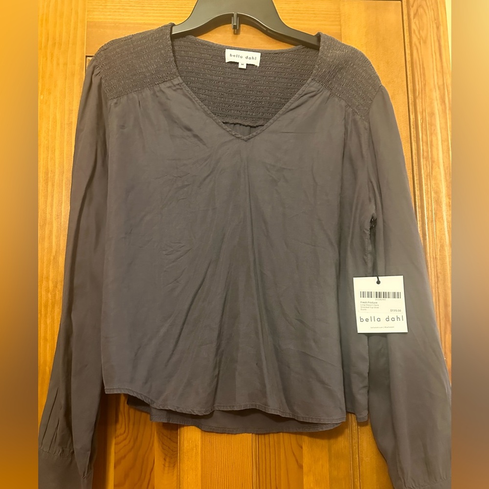WOMEN’S TOP